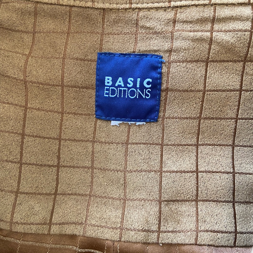 Basic Editions Brown Suede Checkered Grid Windowp… - image 3